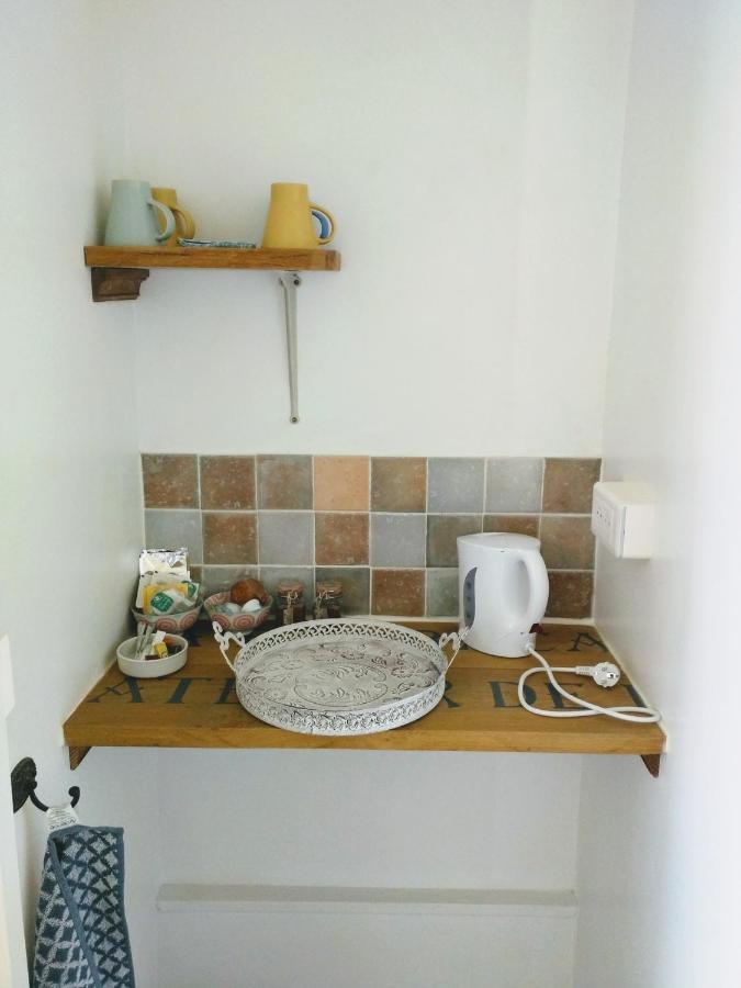 Bed and Breakfast Quai Des Fleurs Saint-Savinien Exterior foto
