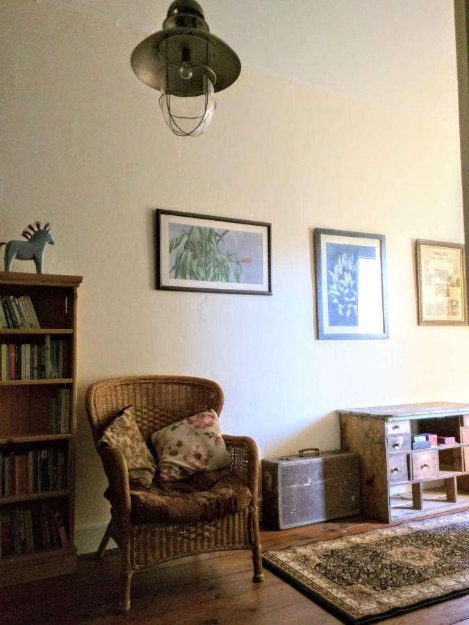 Bed and Breakfast Quai Des Fleurs Saint-Savinien Exterior foto